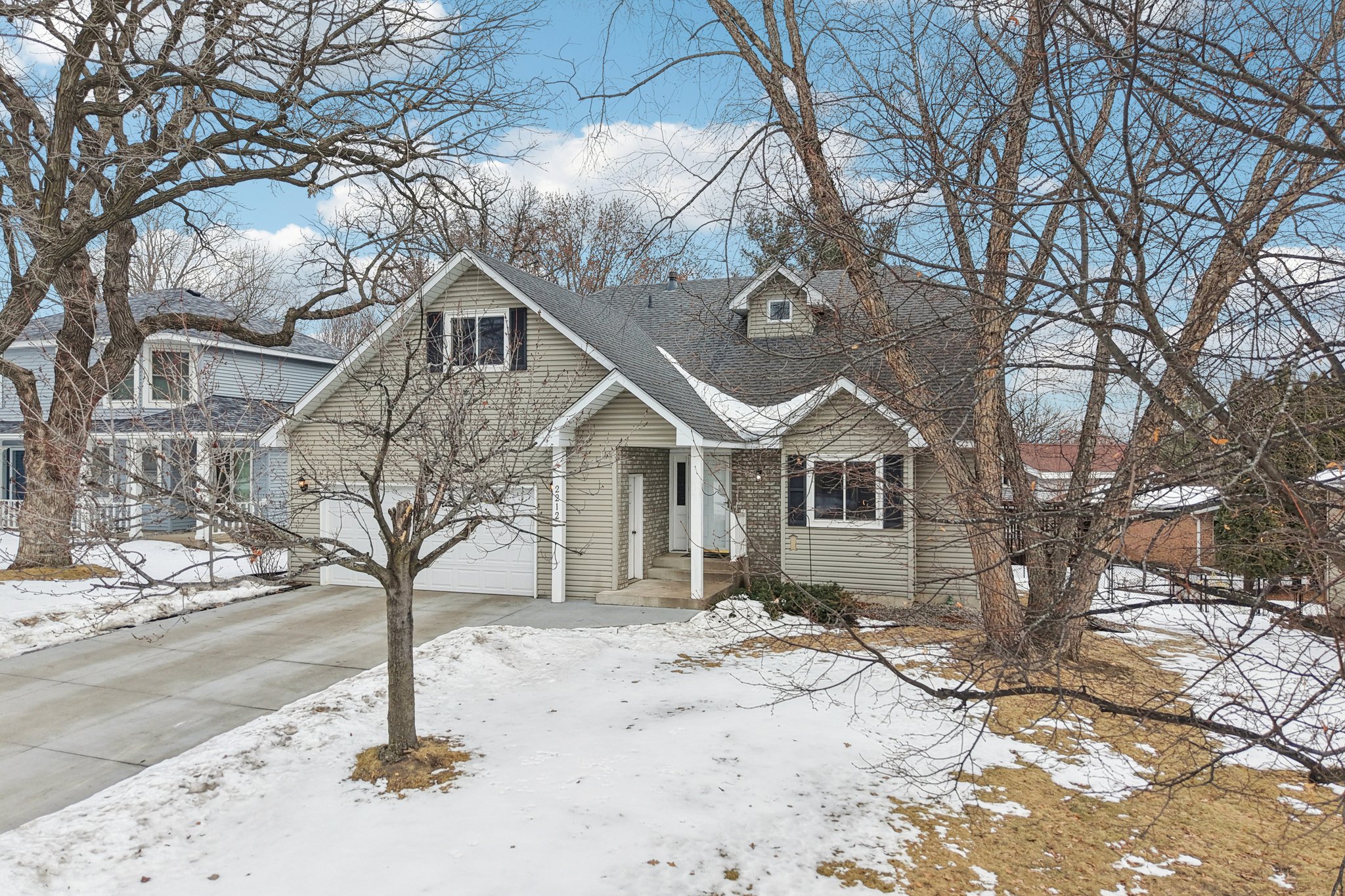 Ariel St N-S1002-045.jpg