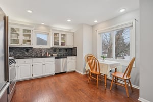 Ariel St N-S1002-014.jpg