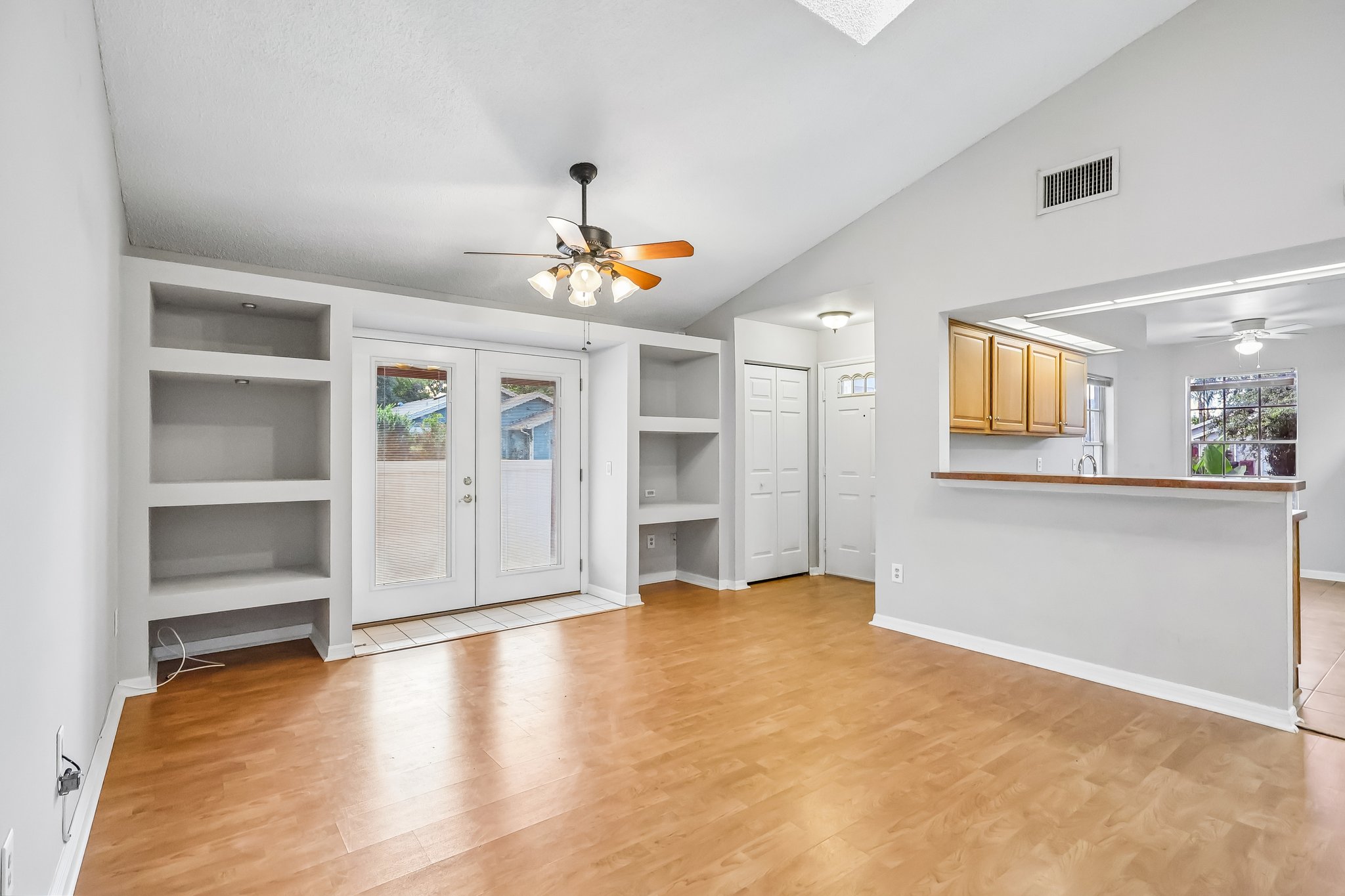 Faxton Court-S0609-007.jpg