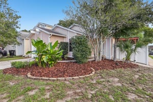 Faxton Court-S0609-003.jpg