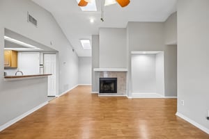 Faxton Court-S0609-008.jpg