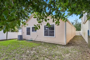 Faxton Court-S0609-034.jpg