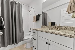  Photo 36