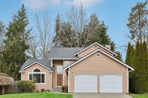 NE 9th Pl-S2603-001.jpg