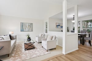 NE 9th Pl-S2603-005.jpg