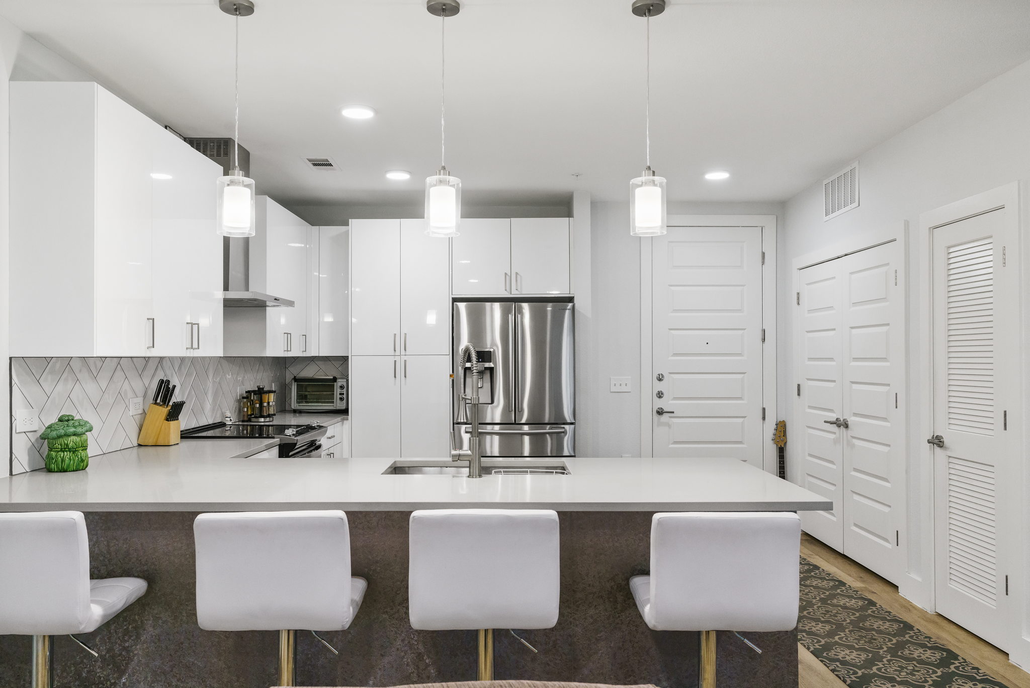 2213 Poquito St, Austin, TX 78722, USA Photo 5