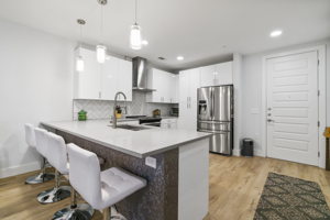 2213 Poquito St, Austin, TX 78722, USA Photo 2