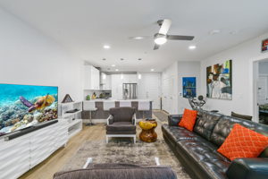 2213 Poquito St, Austin, TX 78722, USA Photo 7