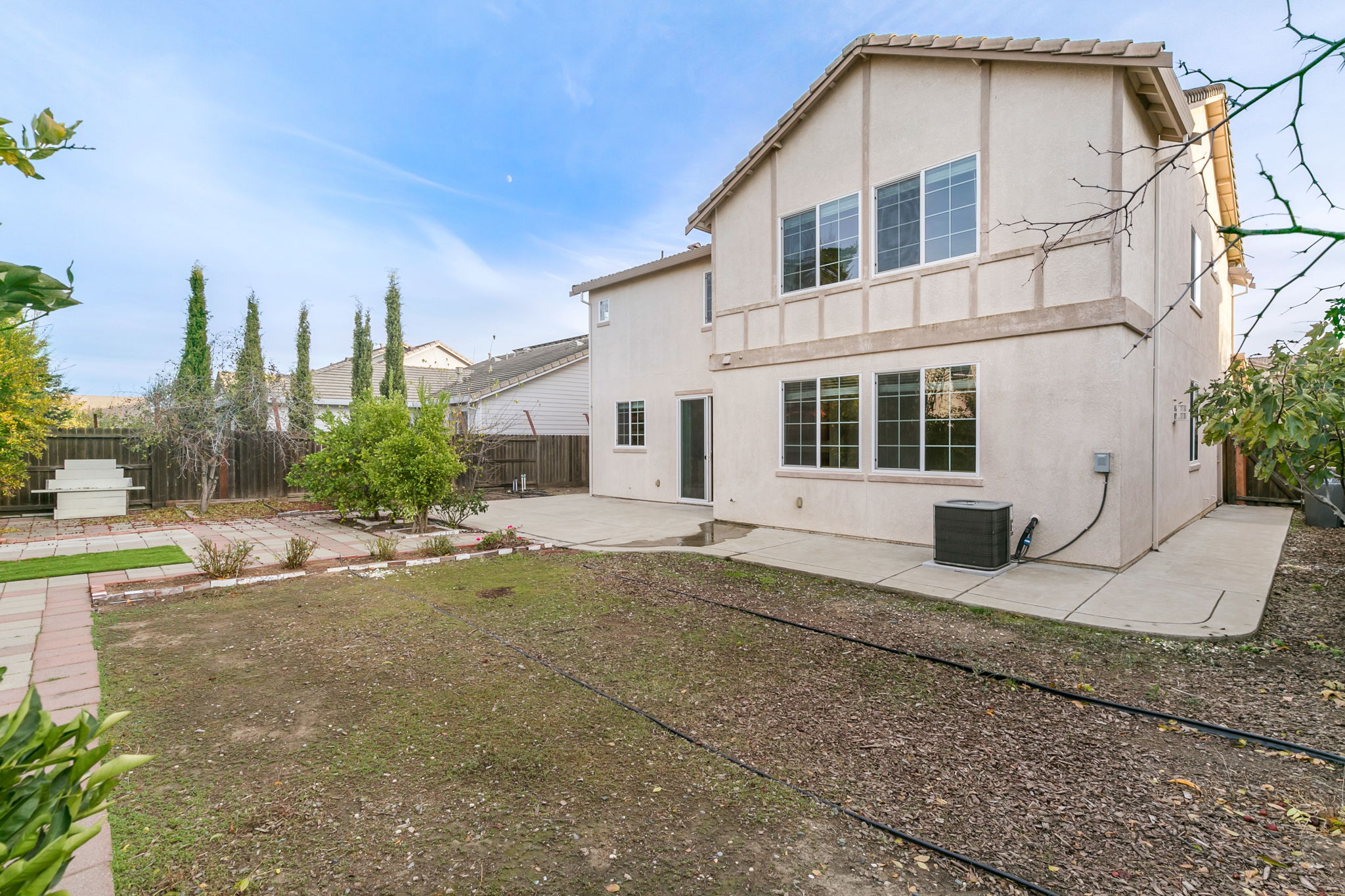 2023-11-22 - 2213 Ragen St Woodland CA 95776 44