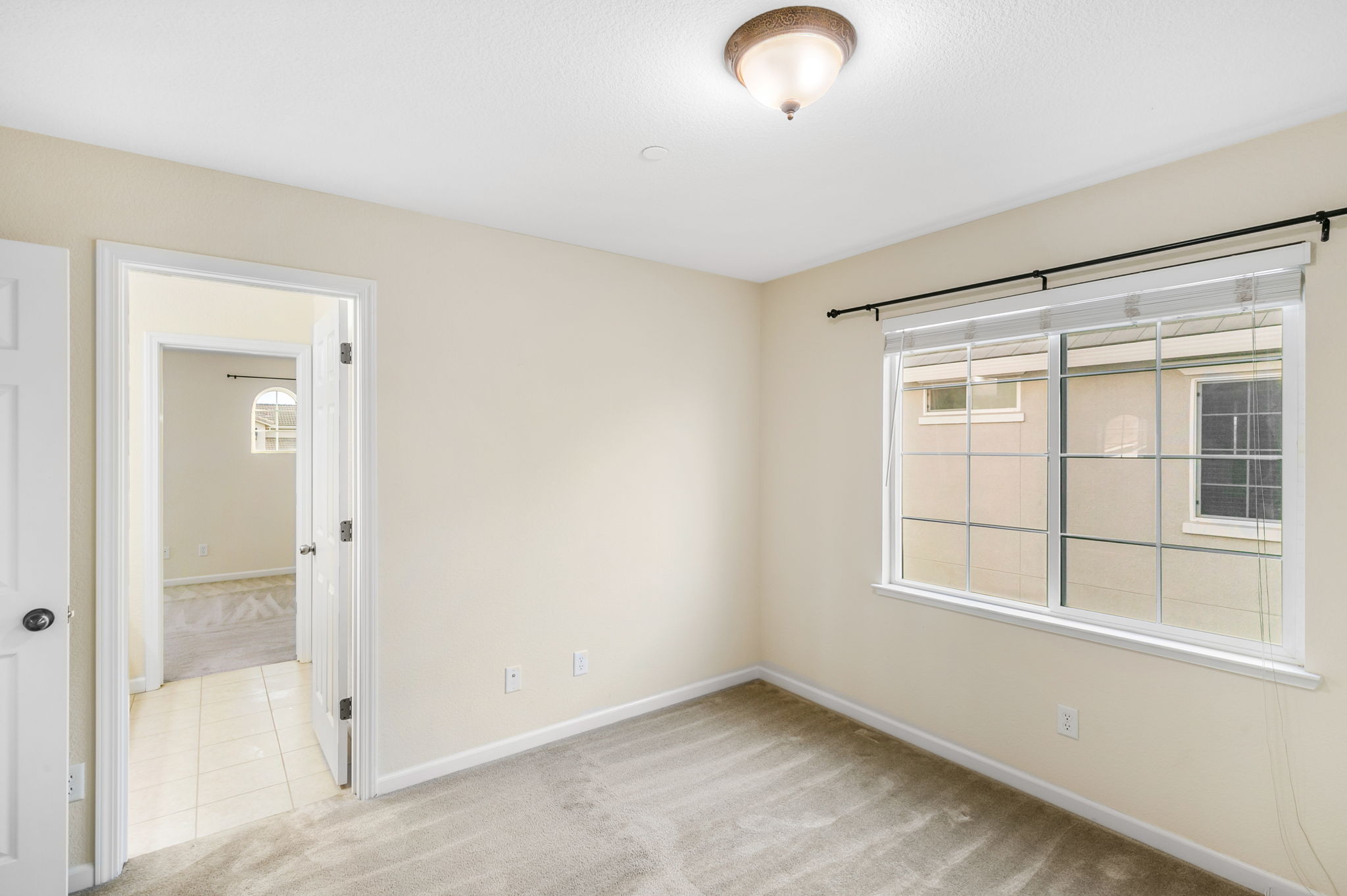 2023-11-22 - 2213 Ragen St Woodland CA 95776 41