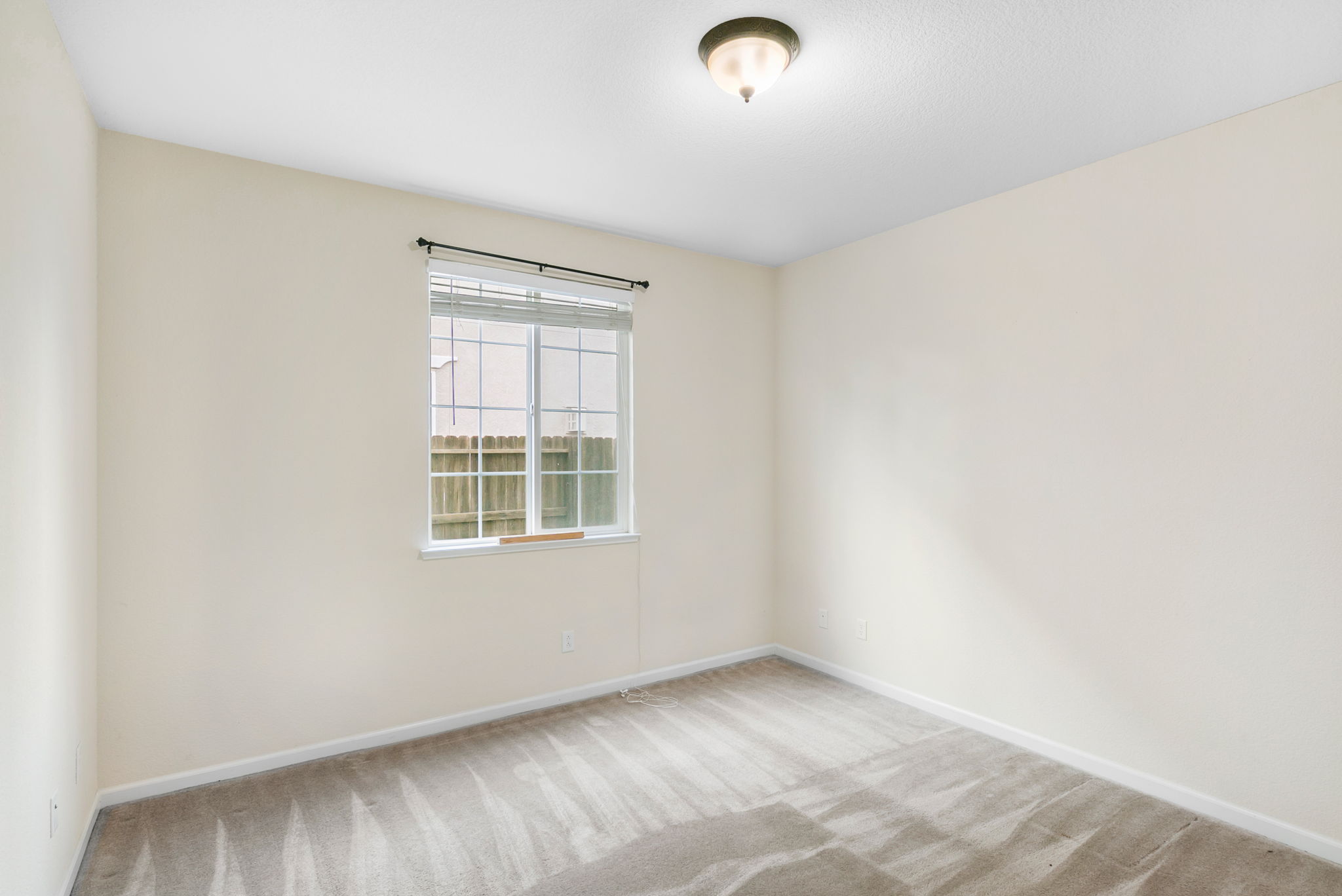 2023-11-22 - 2213 Ragen St Woodland CA 95776 20