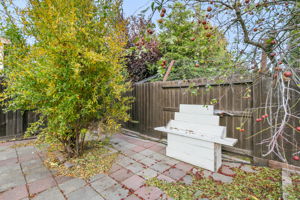 2023-11-22 - 2213 Ragen St Woodland CA 95776 47