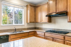 2023-11-22 - 2213 Ragen St Woodland CA 95776 13