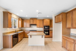 2024-01-16 - 2213 Ragen St, Woodland, CA 95776 11