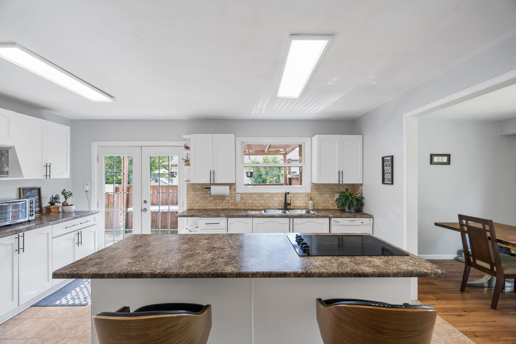 2213 Spring St Innisfil, ON L9S 2B6