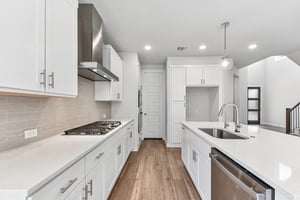 Stampede Dr-S2107-021.jpg
