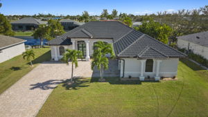 Aerial Front Exterior (1)