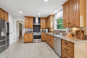 Treetop Ln-015.jpg
