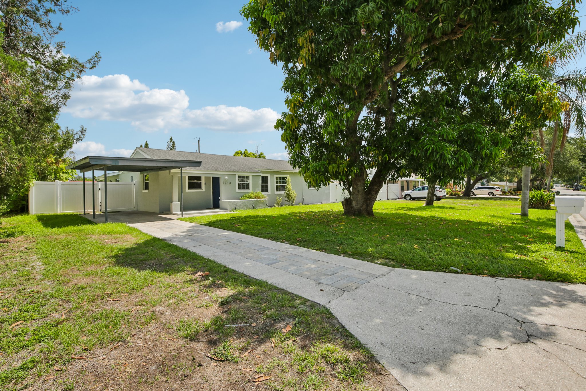 23rd Ave-S1706-002.jpg