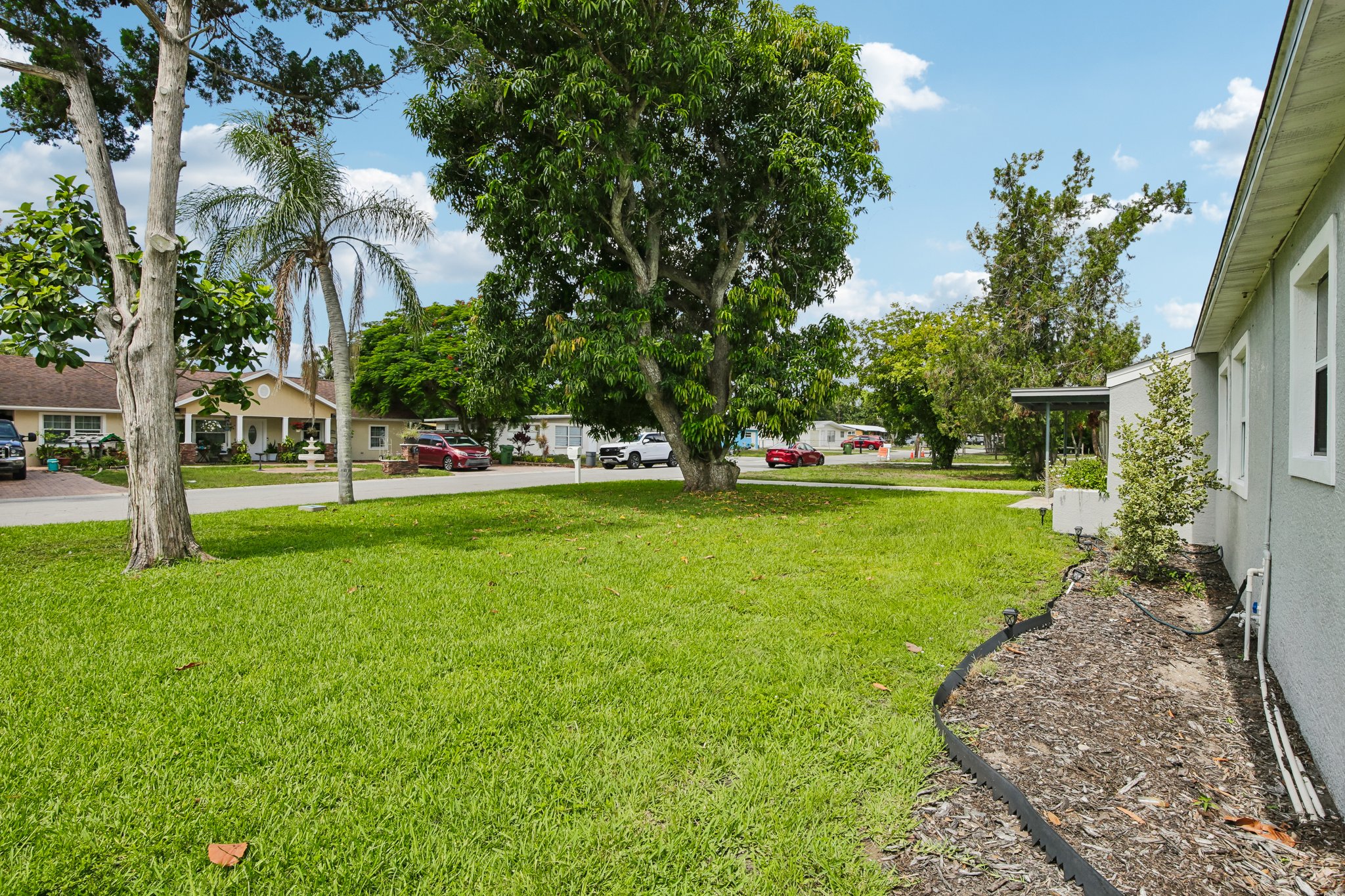 23rd Ave-S1706-005.jpg