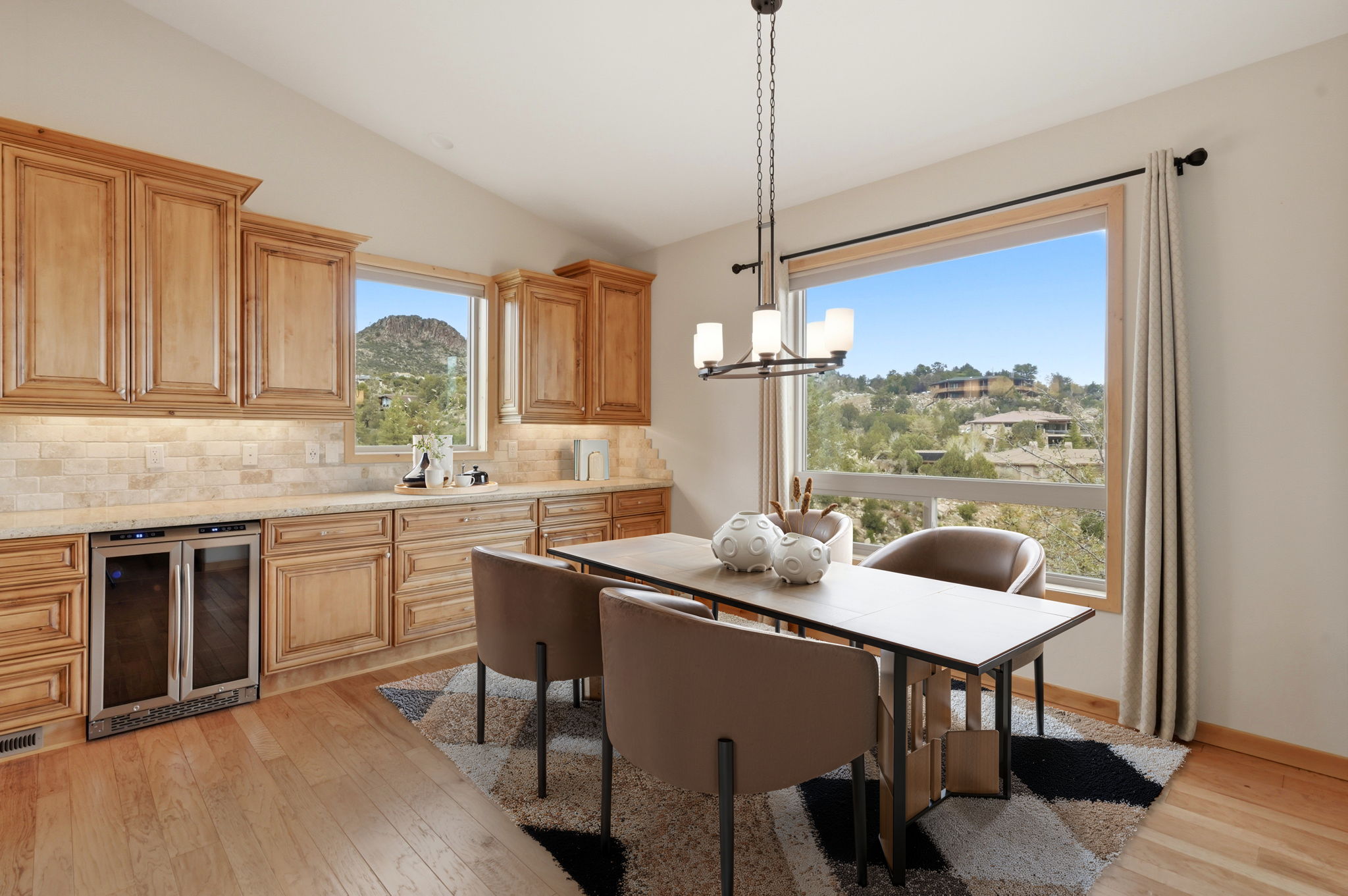 Dining Room VS