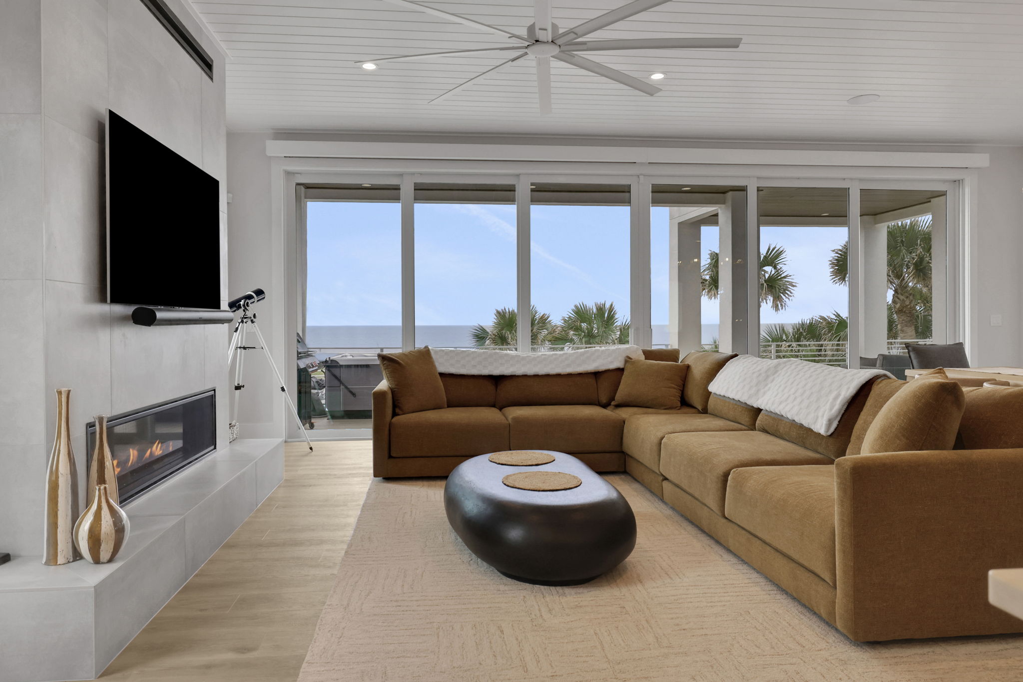  Photo 72