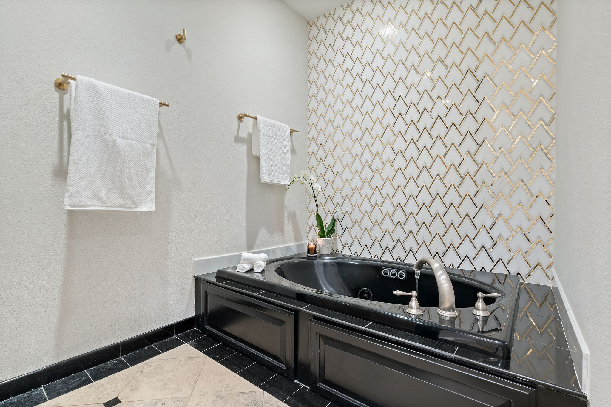 Primary Ensuite
