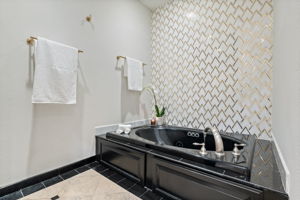 Primary Ensuite