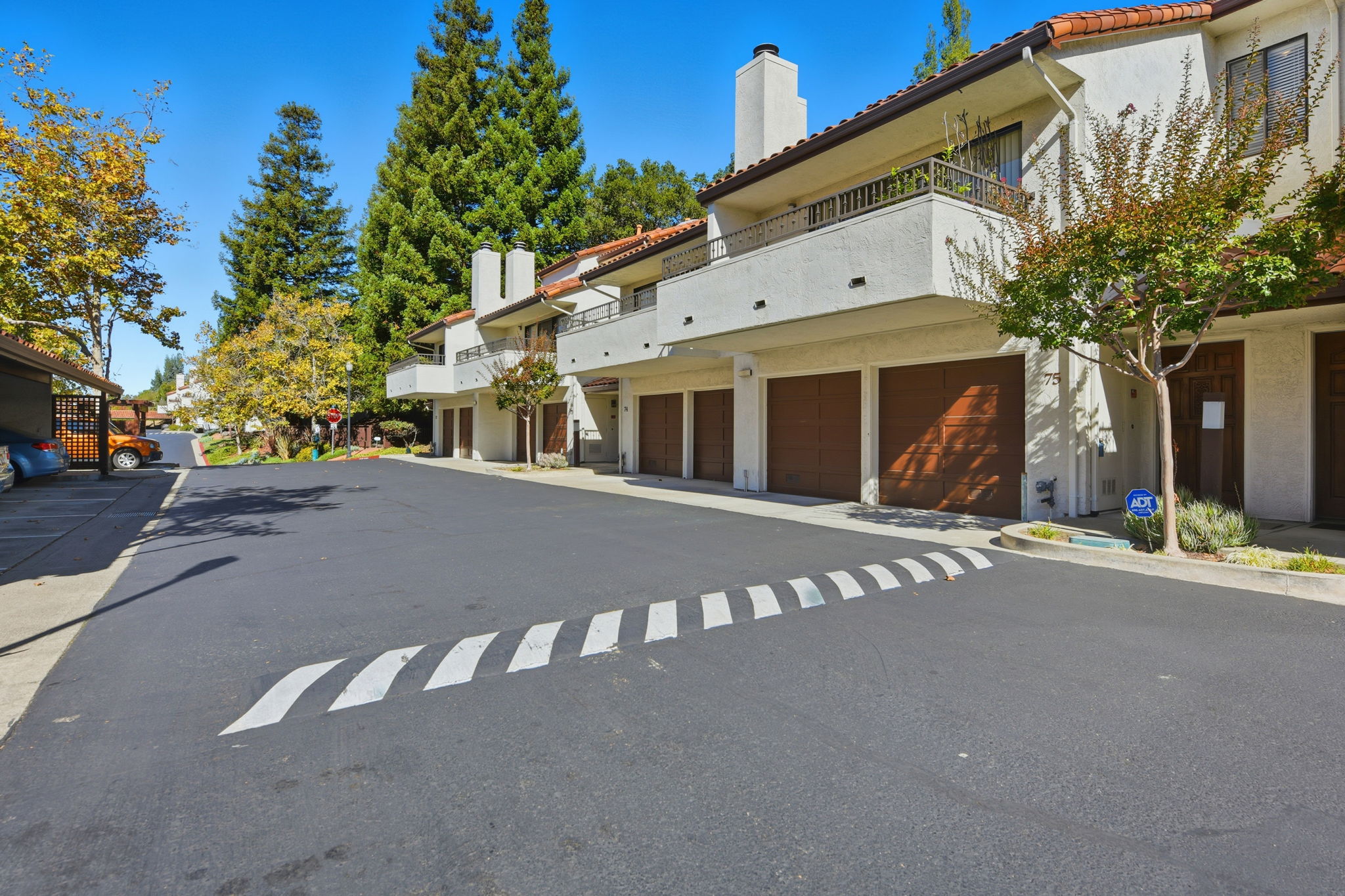 003_f8_22140 Castille Ln