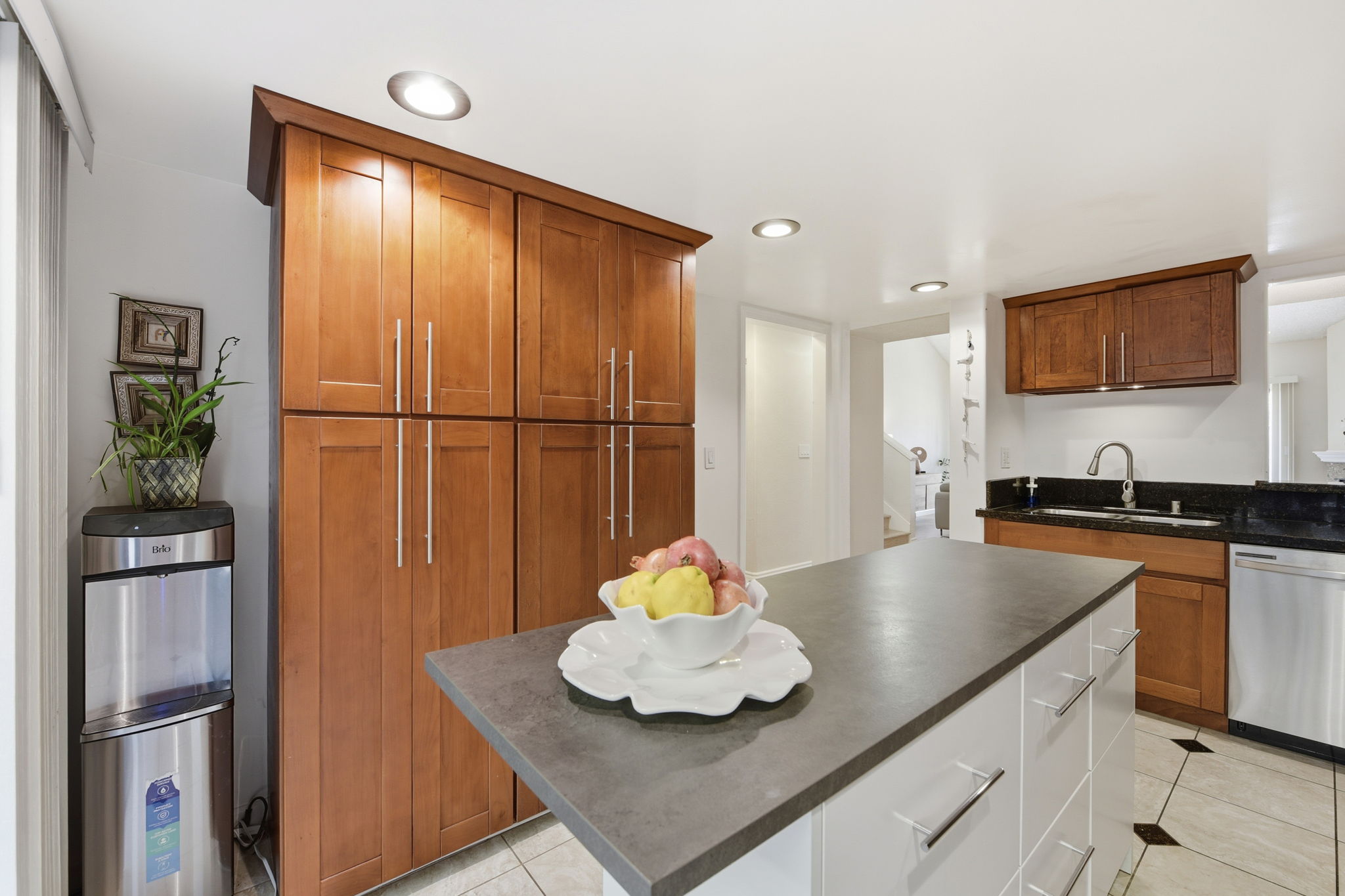 016_f8_22140 Castille Ln