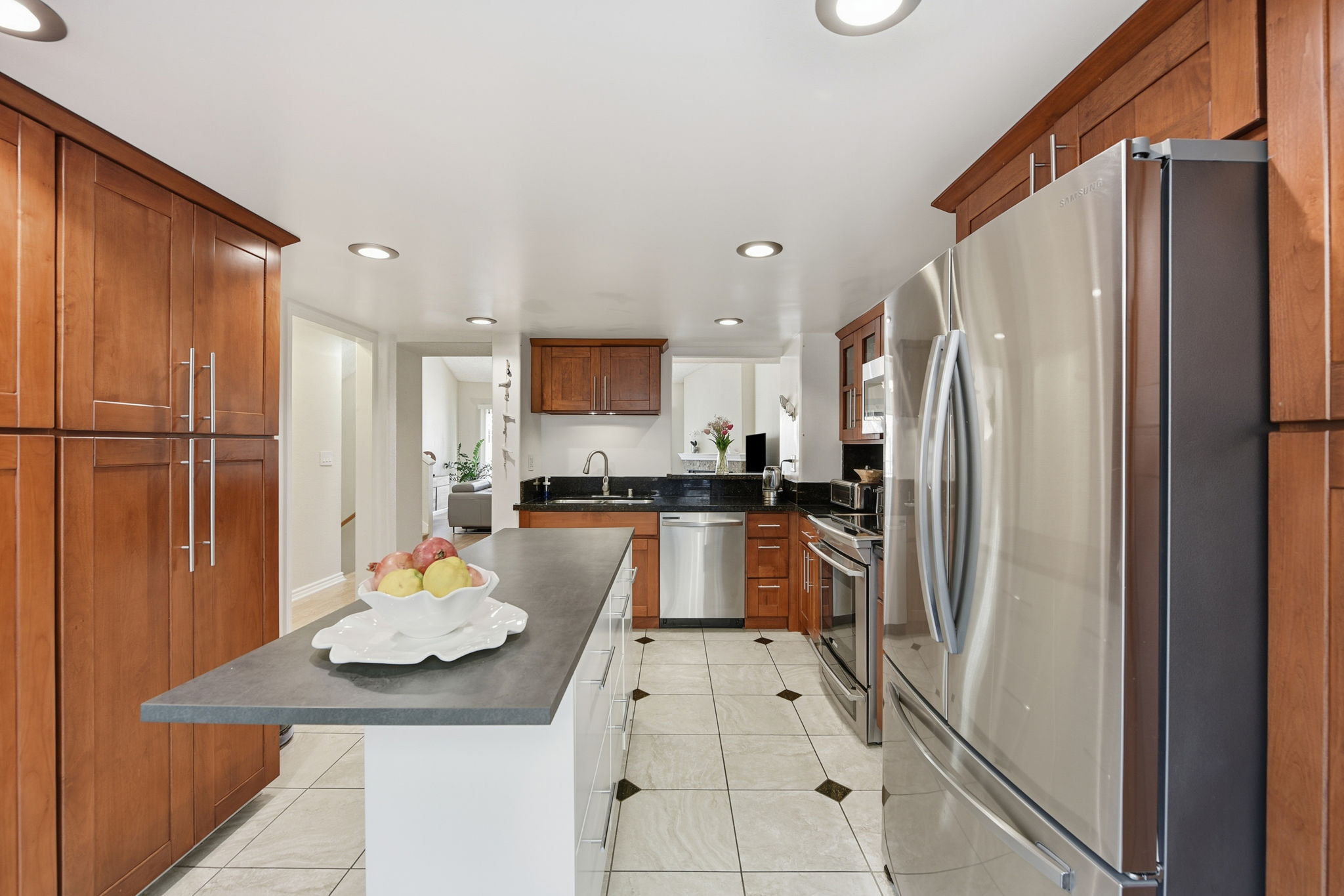 017_f8_22140 Castille Ln