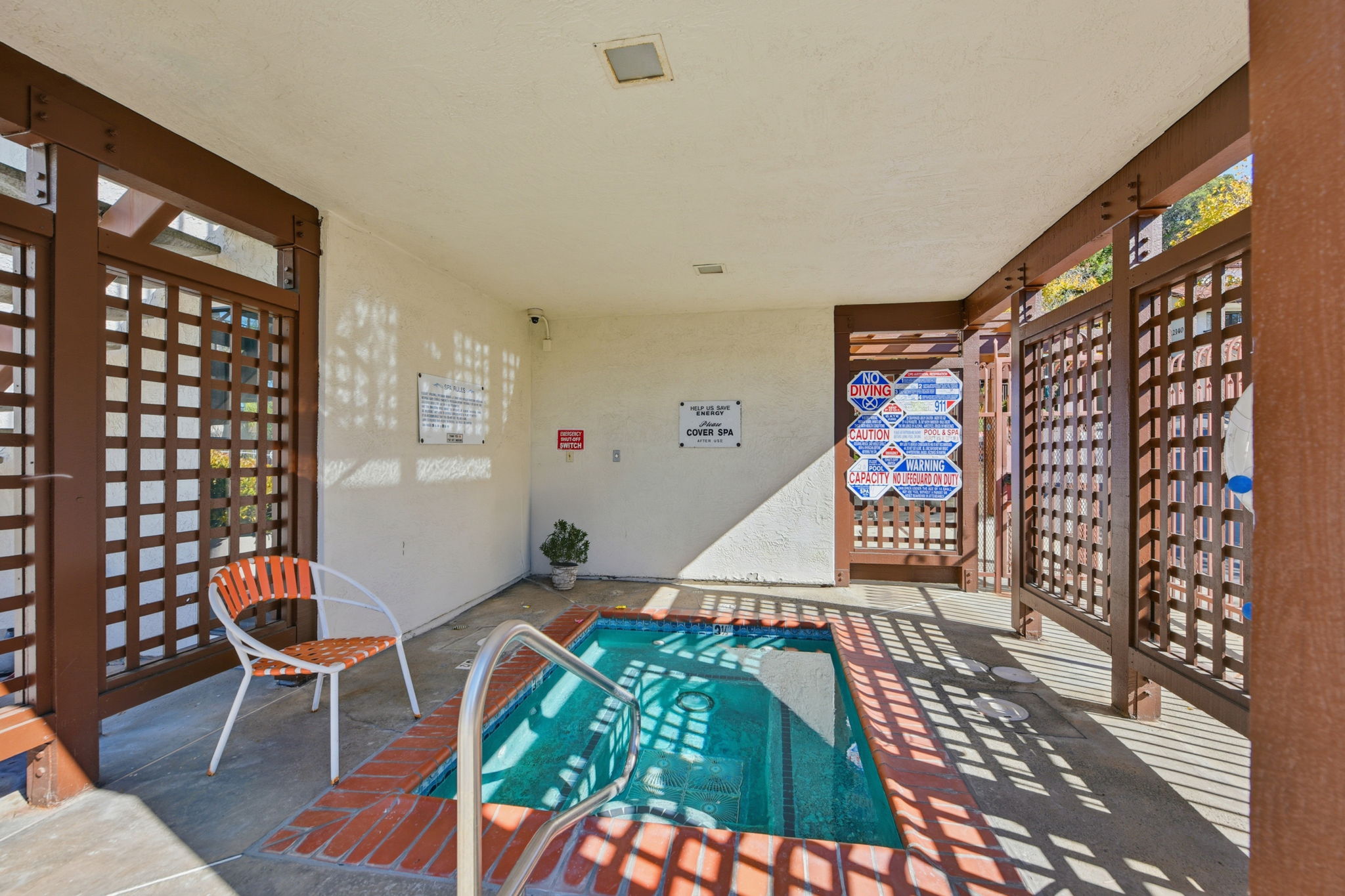 052_f8_22140 Castille Ln
