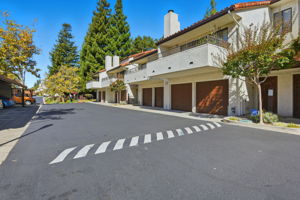 003_f8_22140 Castille Ln