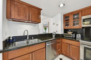 012_f8_22140 Castille Ln
