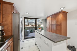 013_f8_22140 Castille Ln