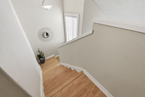 023_f8_22140 Castille Ln