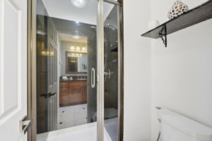 041_f8_22140 Castille Ln