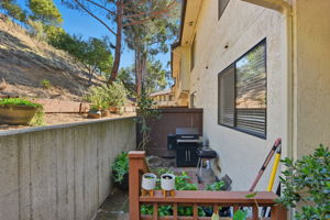 050_f8_22140 Castille Ln