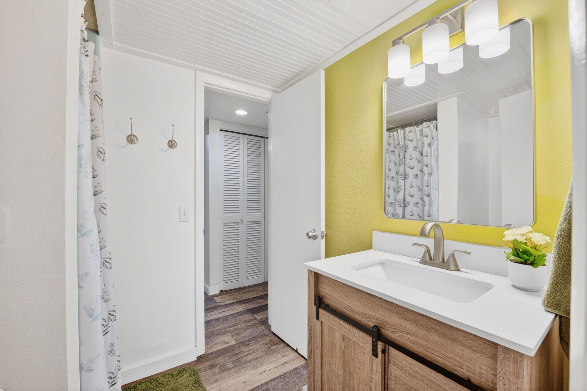 Bathroom 4