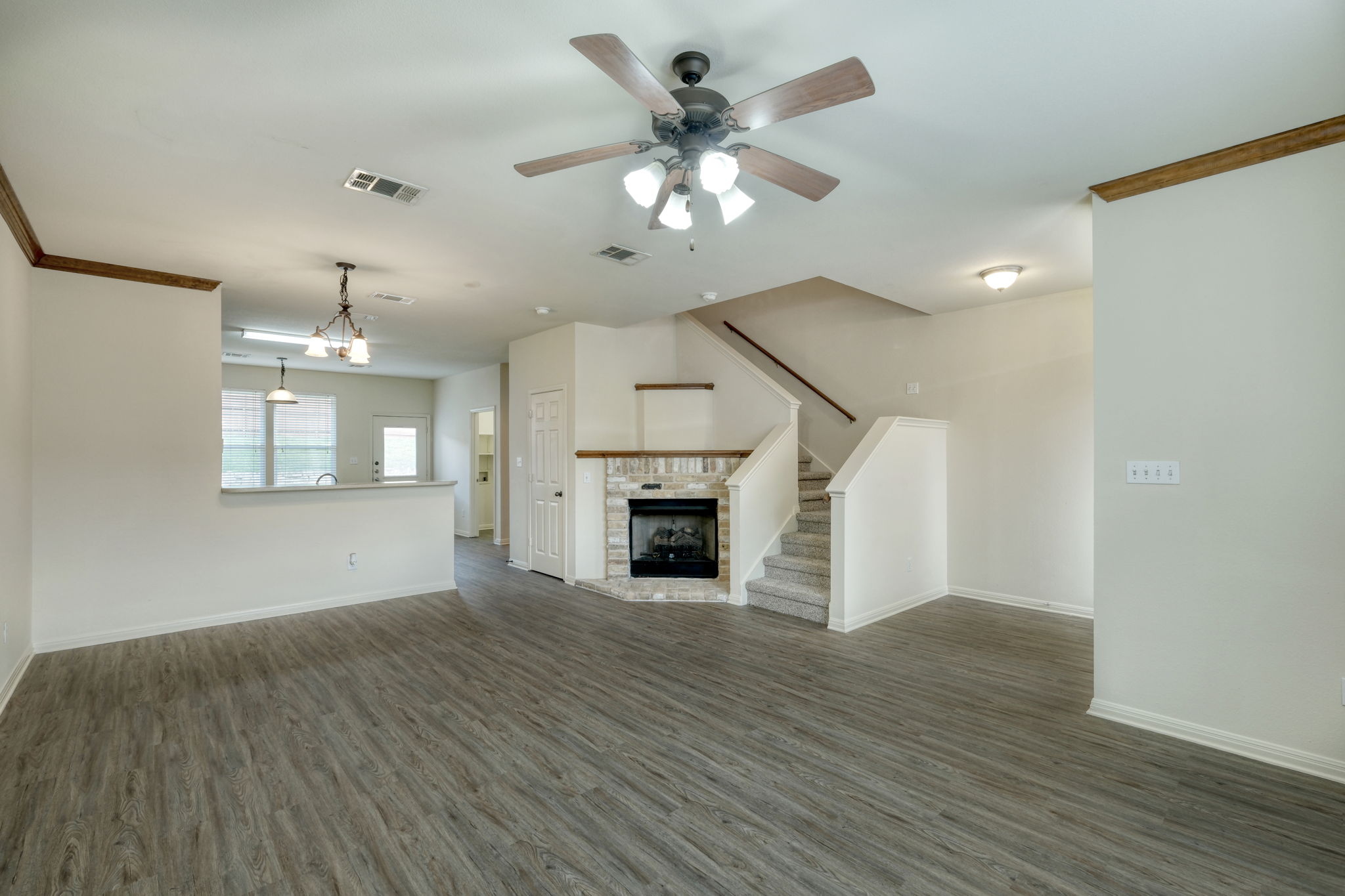 Living/Dining Room