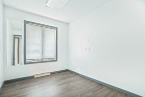  Photo 34