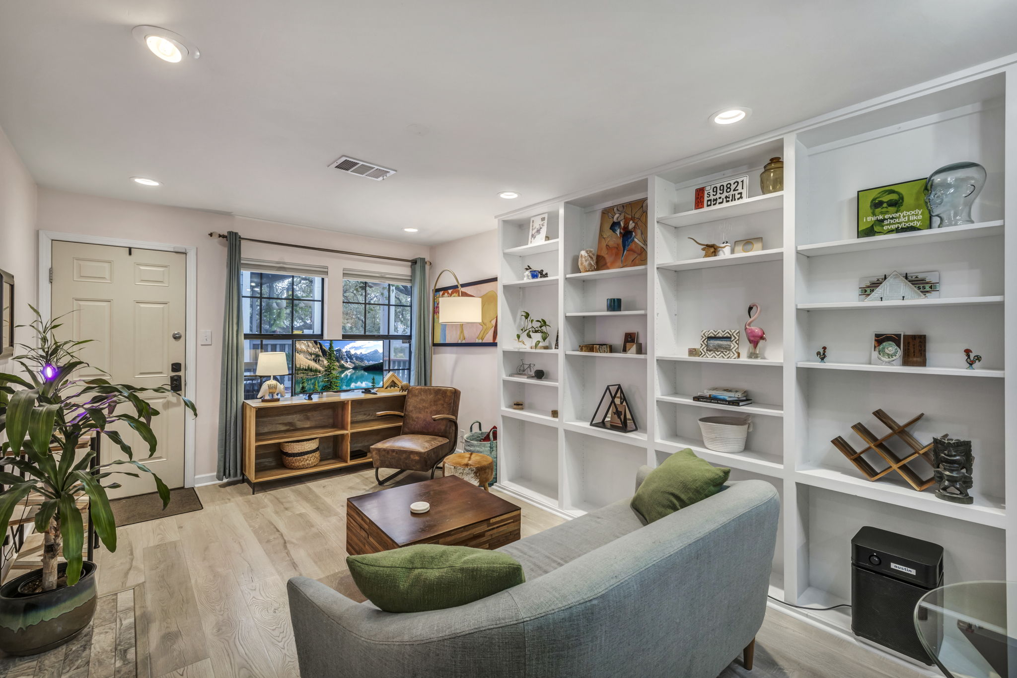 2215 Post Rd, Austin, TX 78704, USA Photo 12