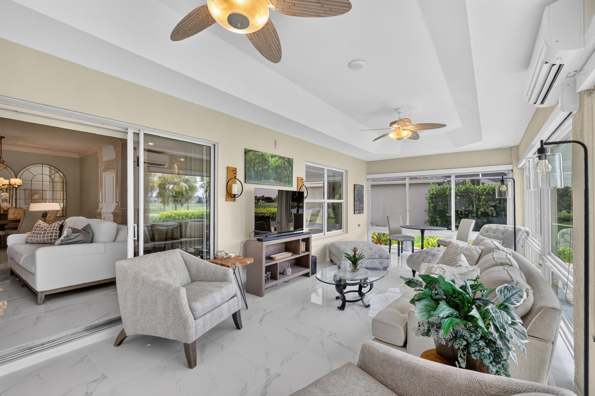 Expansive 384sf Florida Room