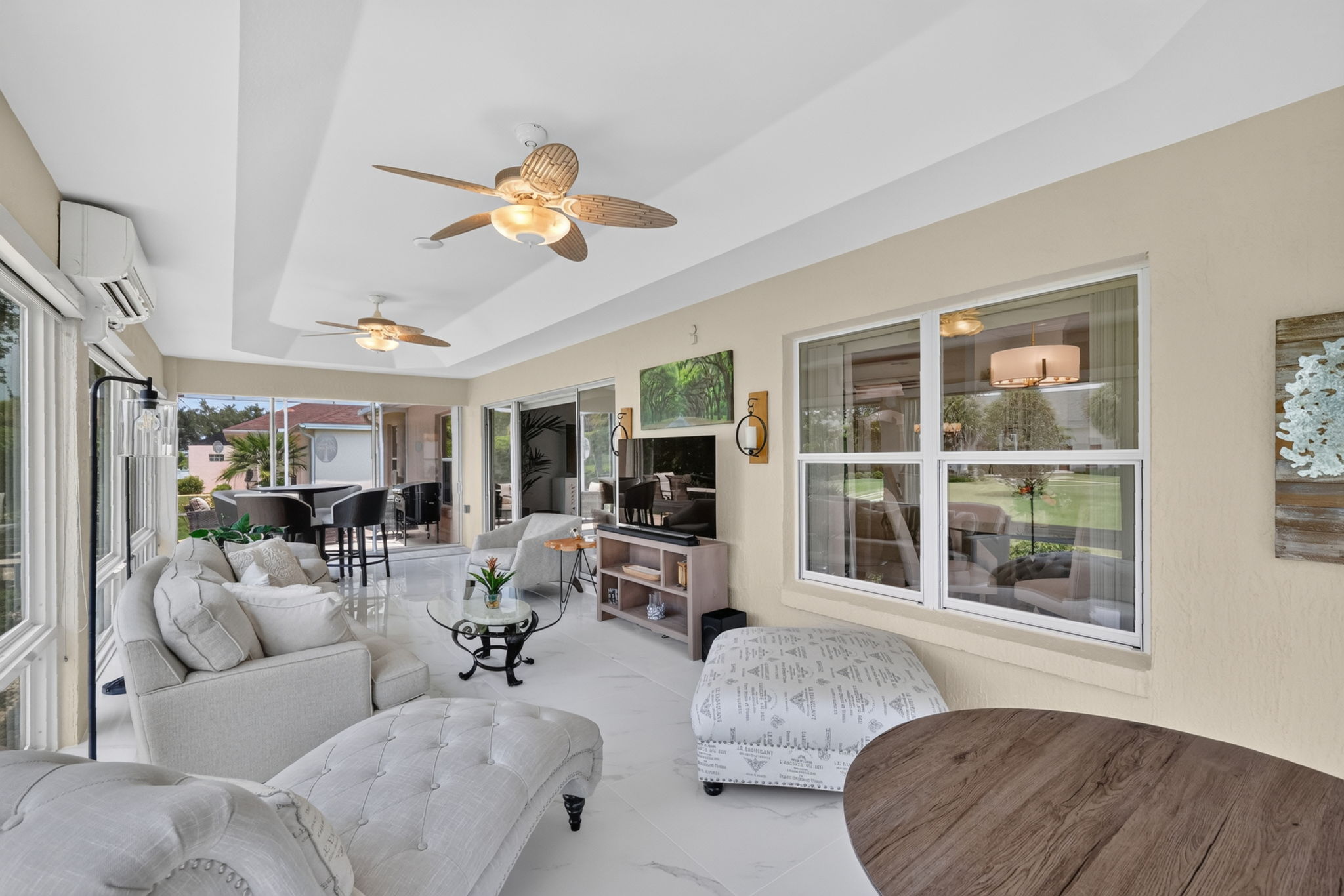 Expansive 384sf Florida Room