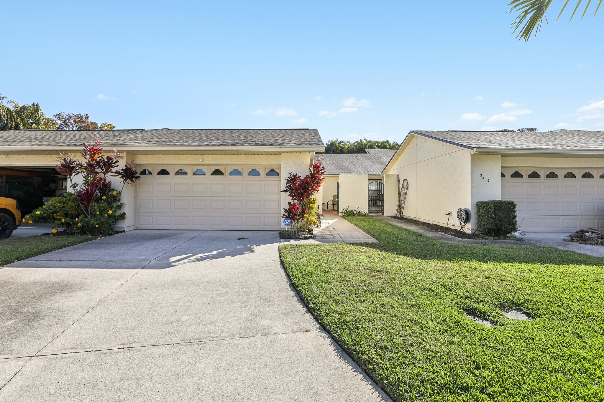 2216 Cypress Cove Dr #2c, Tavares, FL 32778, USA