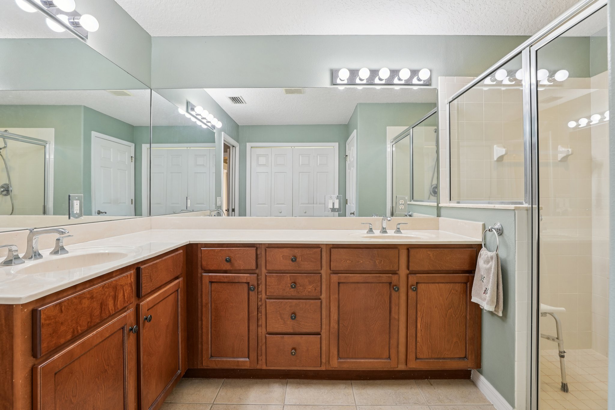 Cypress Cove Dr 2c-S2412-023.jpg