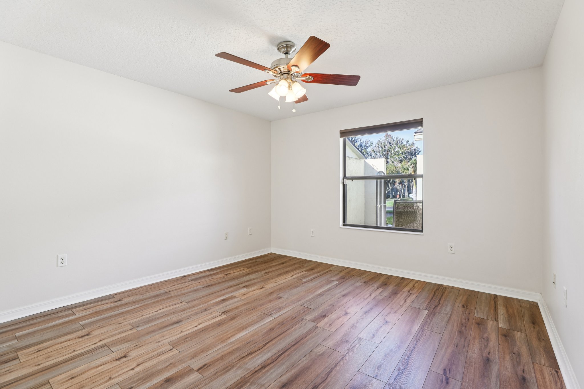 Cypress Cove Dr 2c-S2412-027.jpg