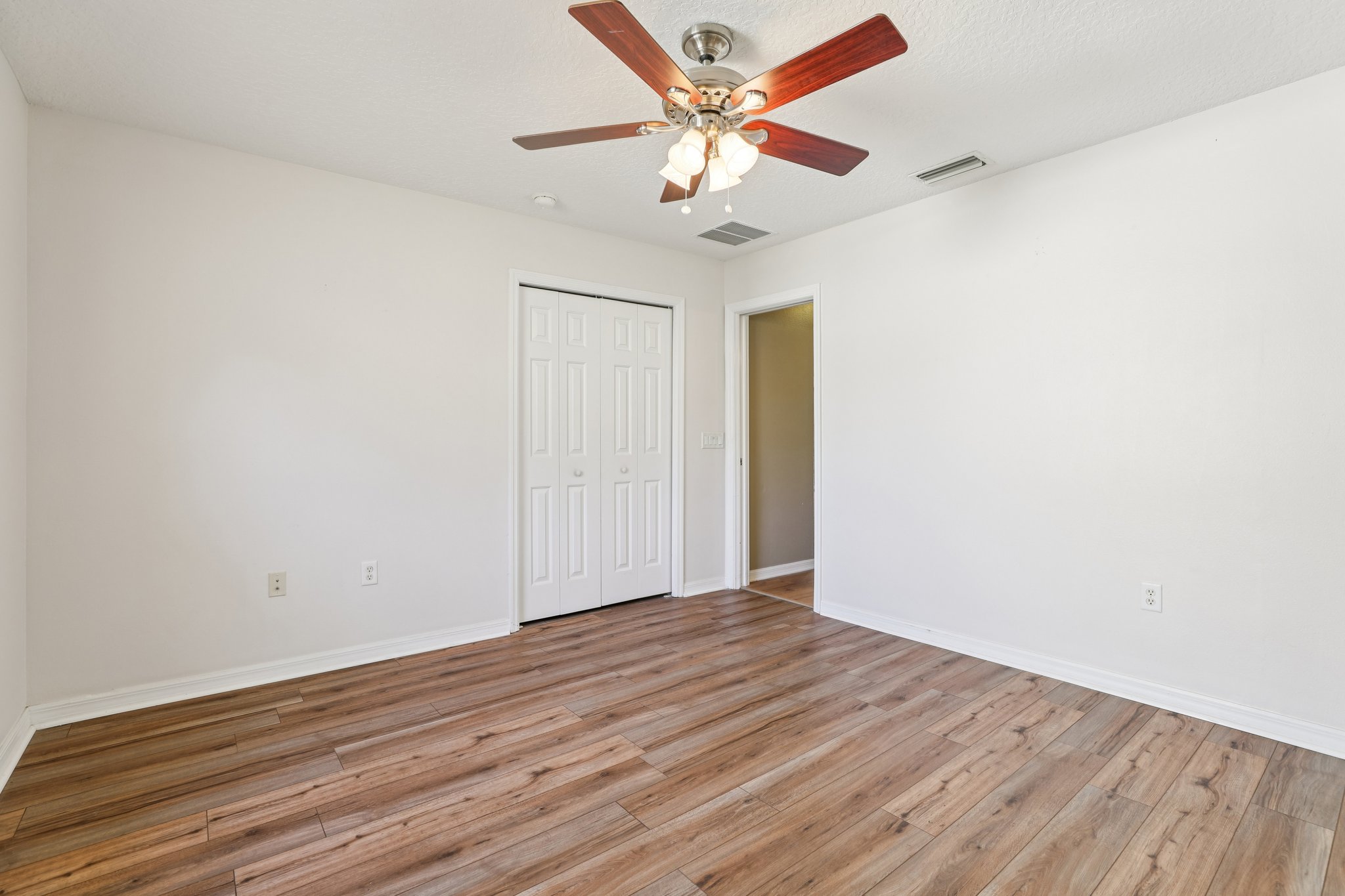 Cypress Cove Dr 2c-S2412-029.jpg