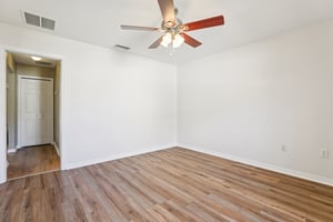 Cypress Cove Dr 2c-S2412-028.jpg