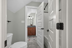  Photo 42